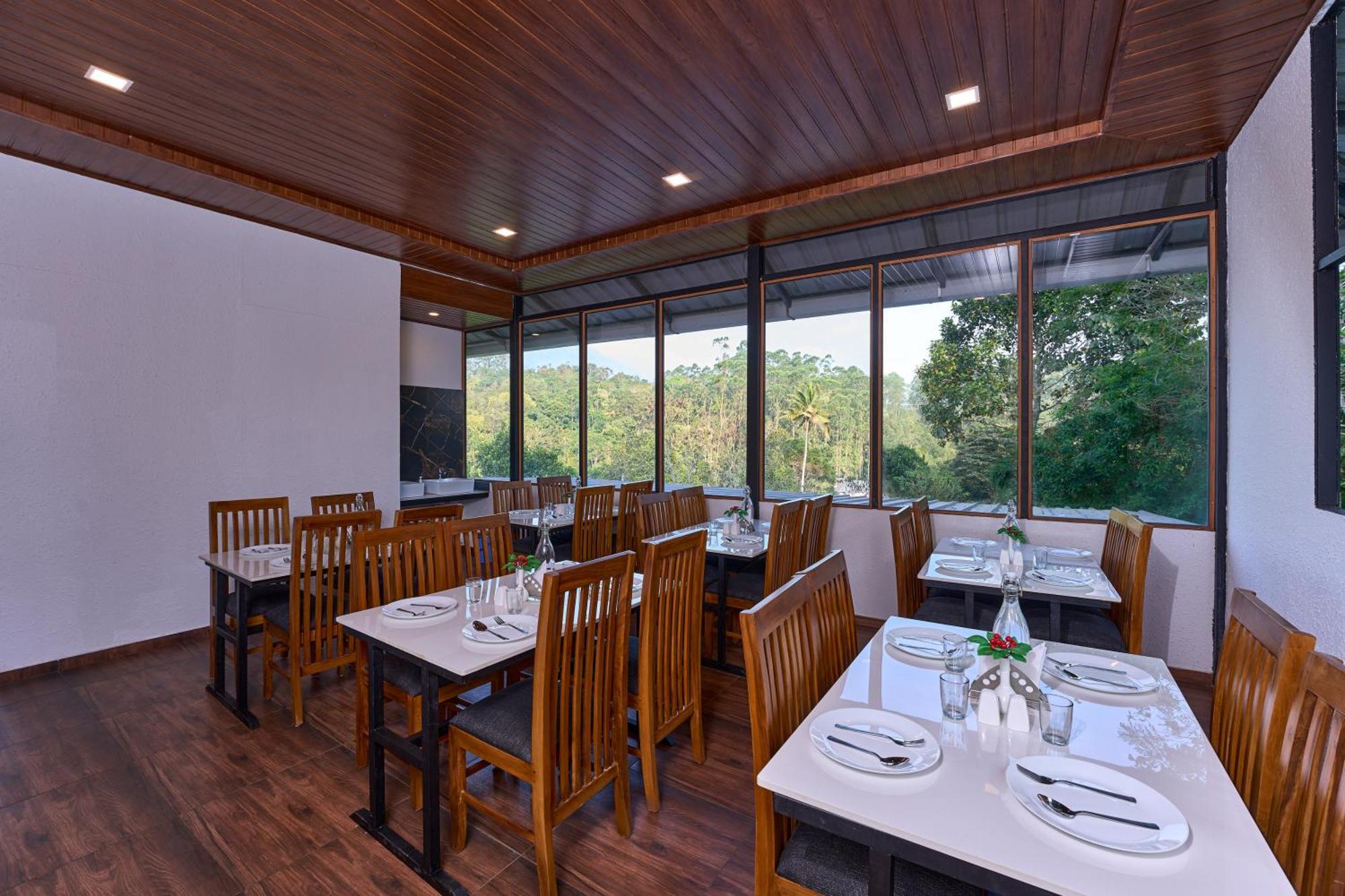 Hotel Velvet Revive Munnar Exterior foto